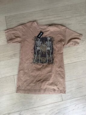 Skeleton Graphic Tee - Dusty Rose